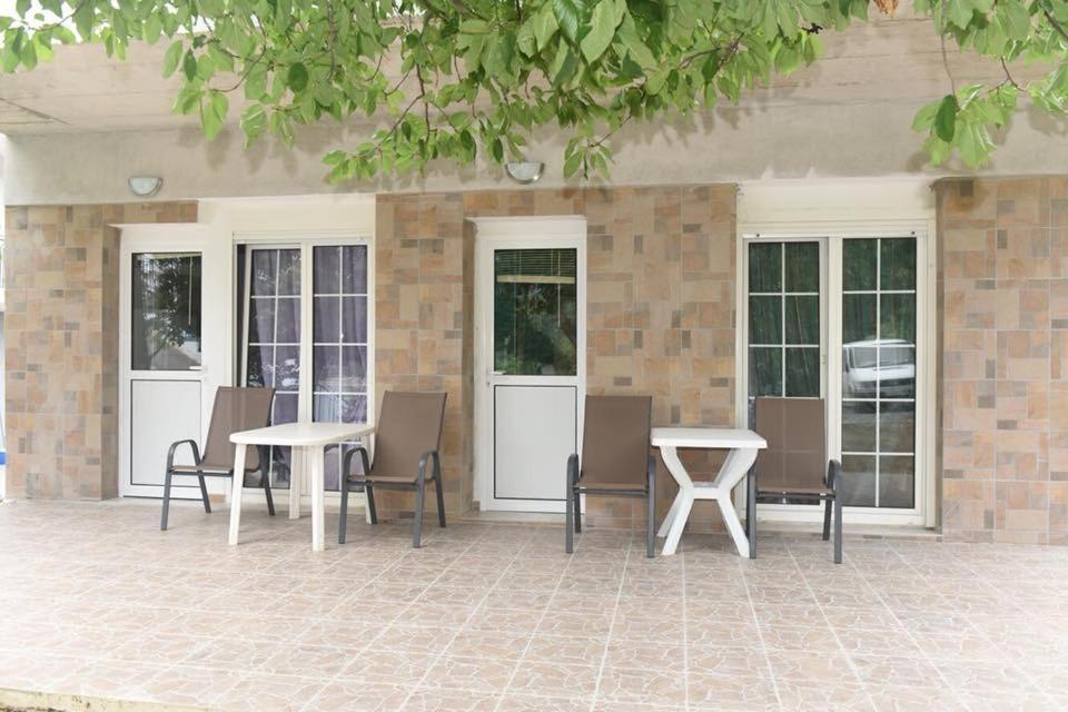 Villa Leonidas Koutsoupia Kókkinon Nerón Екстериор снимка