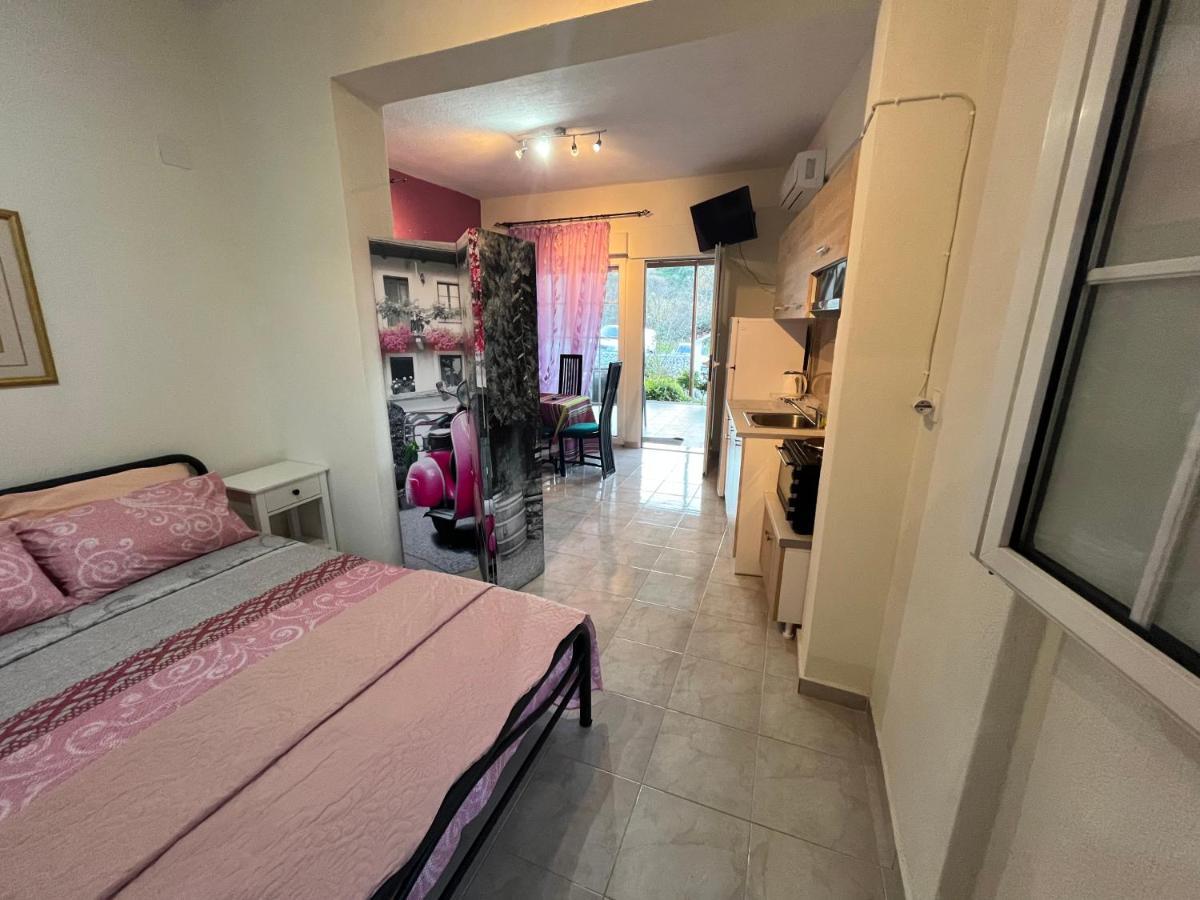 Villa Leonidas Koutsoupia Kókkinon Nerón Екстериор снимка